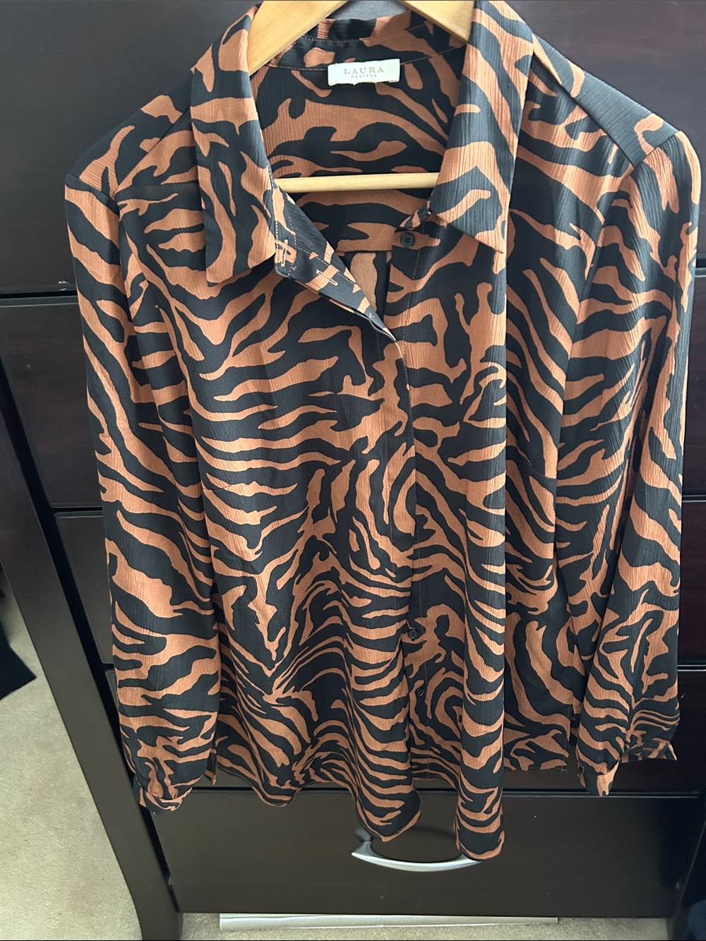 LAURA Women's Black & Brown Zebra-Print Button down blouse